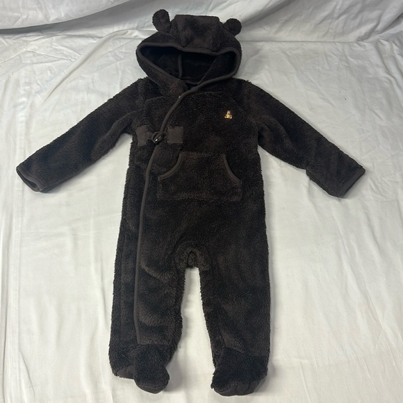 Baby  gap - plush convertible footed bunting bag/outerwear. Size 3-6 months. $20 - Picture 1 of 7
